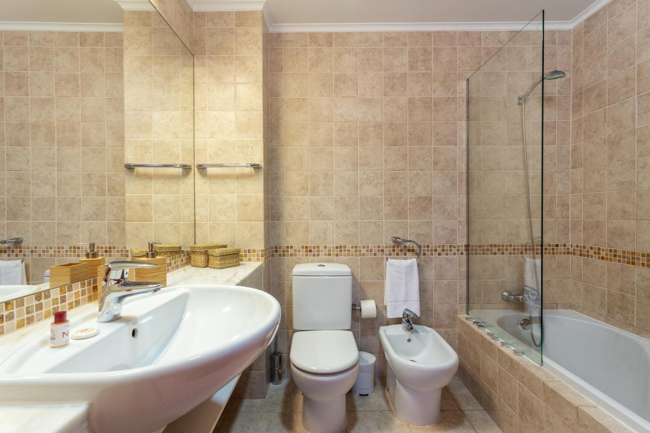 Host Wise - Bright Cozy Flats W Terrace & Pool Apartment Куартейра Екстериор снимка