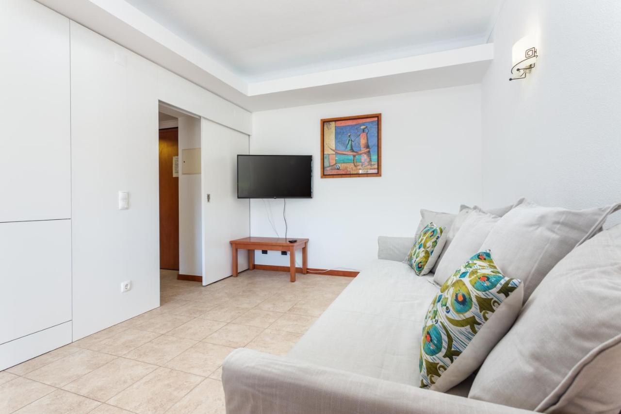 Host Wise - Bright Cozy Flats W Terrace & Pool Apartment Куартейра Екстериор снимка