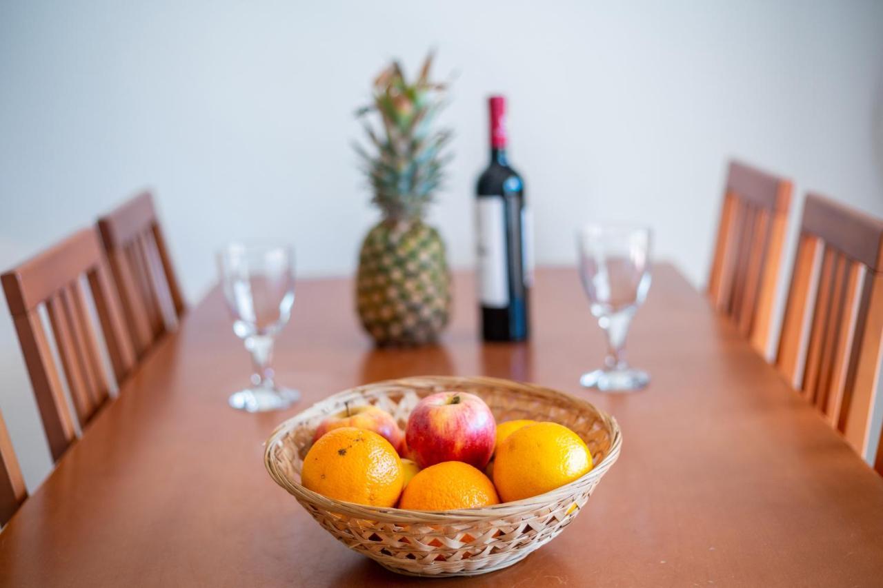 Host Wise - Bright Cozy Flats W Terrace & Pool Apartment Куартейра Екстериор снимка
