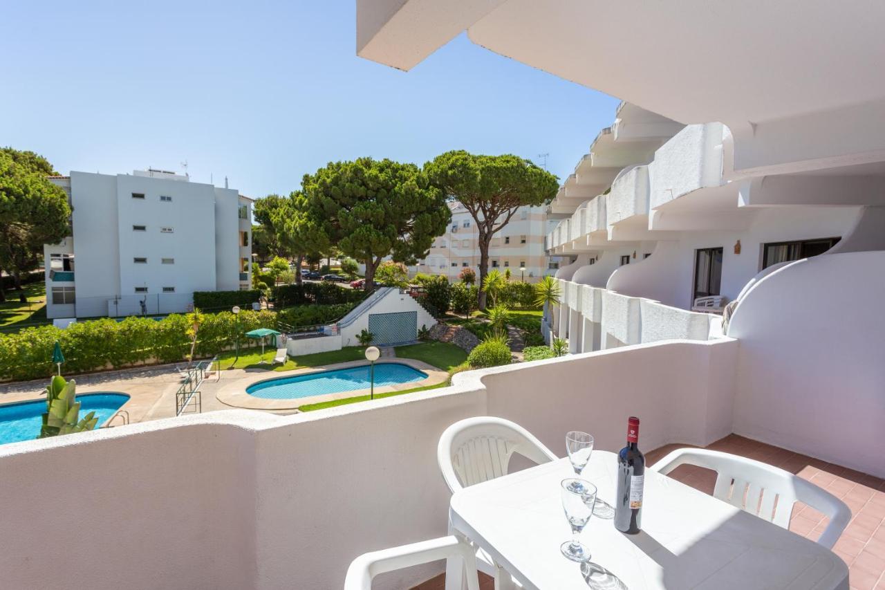 Host Wise - Bright Cozy Flats W Terrace & Pool Apartment Куартейра Екстериор снимка